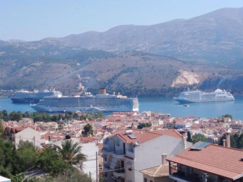 Argostoli Town Apartment | ELENA SEAVIEW house