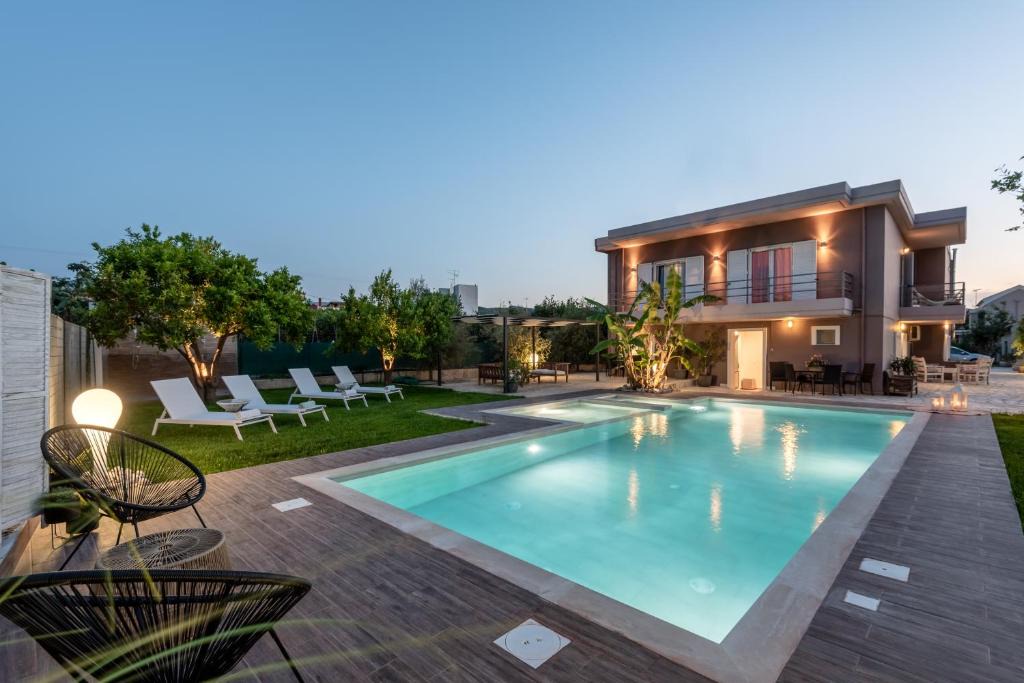 Alikianos Apartment | Elenas Village House - Love apartment with Pool and Terrace