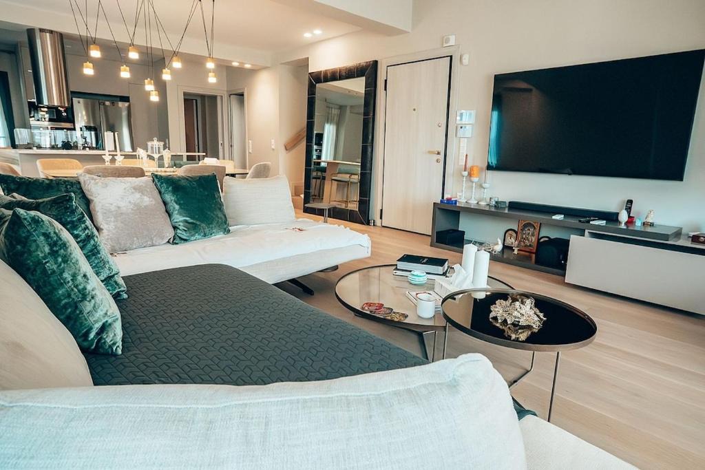 Glyfada Apartment | ElenLuxury Penthouse Private Pool Sea View Glyfada