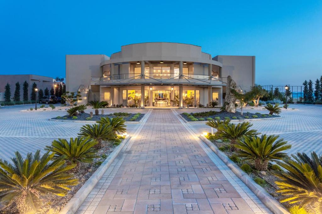 Akovitika Hotel | Elysian Luxury Hotel and Spa