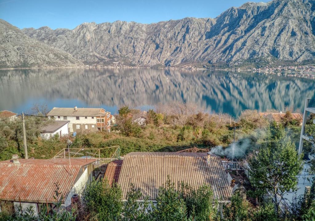 Prcanj House | Enjoy a unique house with sea view in Kotor
