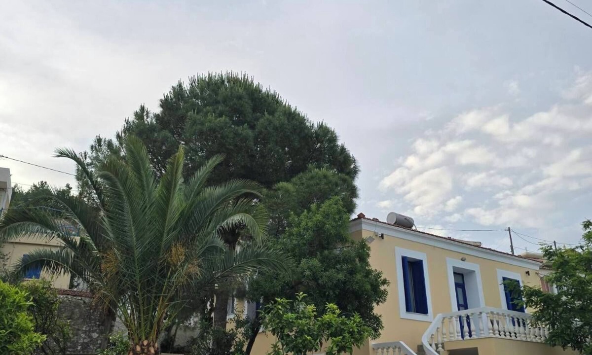 Kardamyla House | Epaminondas 3-bedroom Stone House