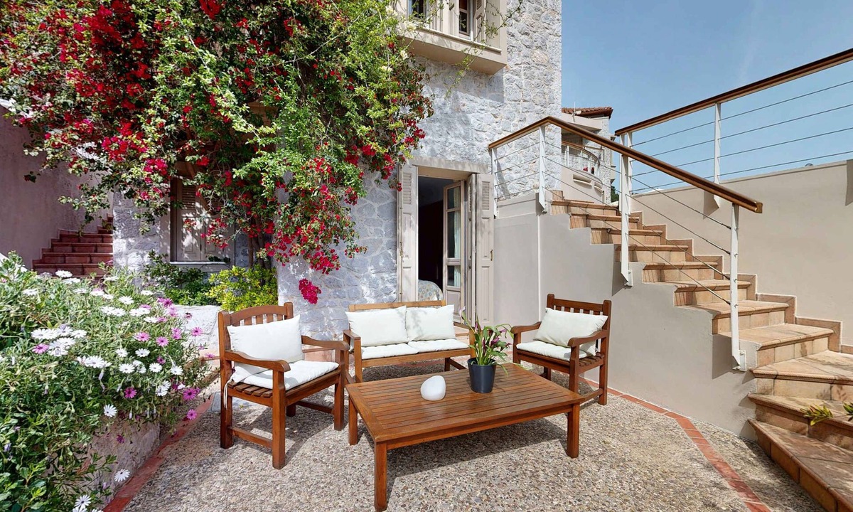 Melissopetra House | Epidavros Villas Voukamvilia Retreat Shared Pool