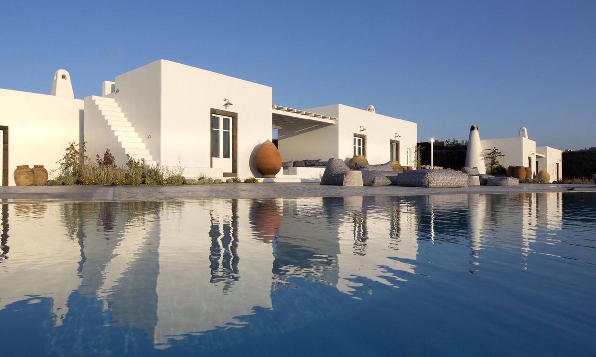 Fira House | Erosantorini Estate