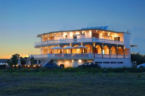 Kanali Hotel | Esperanza Hotel