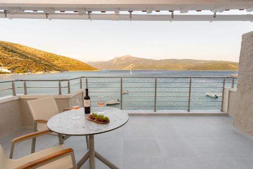 Psili Ammos Apartment | eu Τhea Apt Samos - Sandy Beach & Amazing View