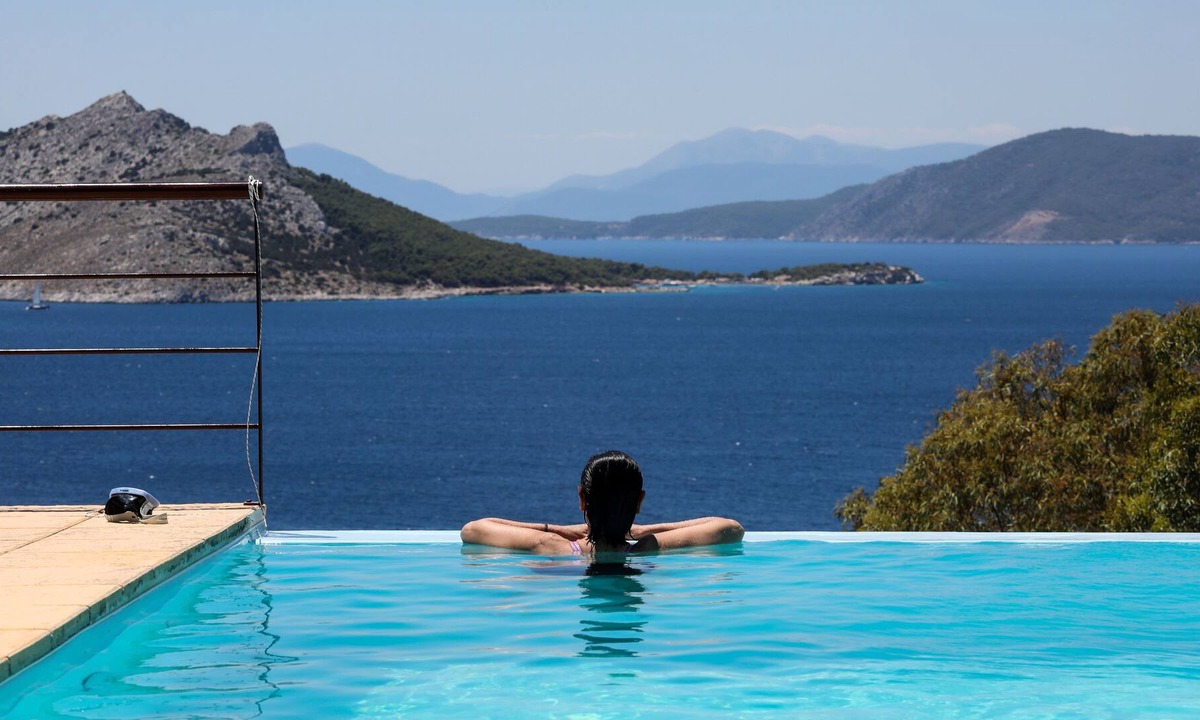 Kontos Villa | Eucalyptus Villa. Amazing views from an infinity pool