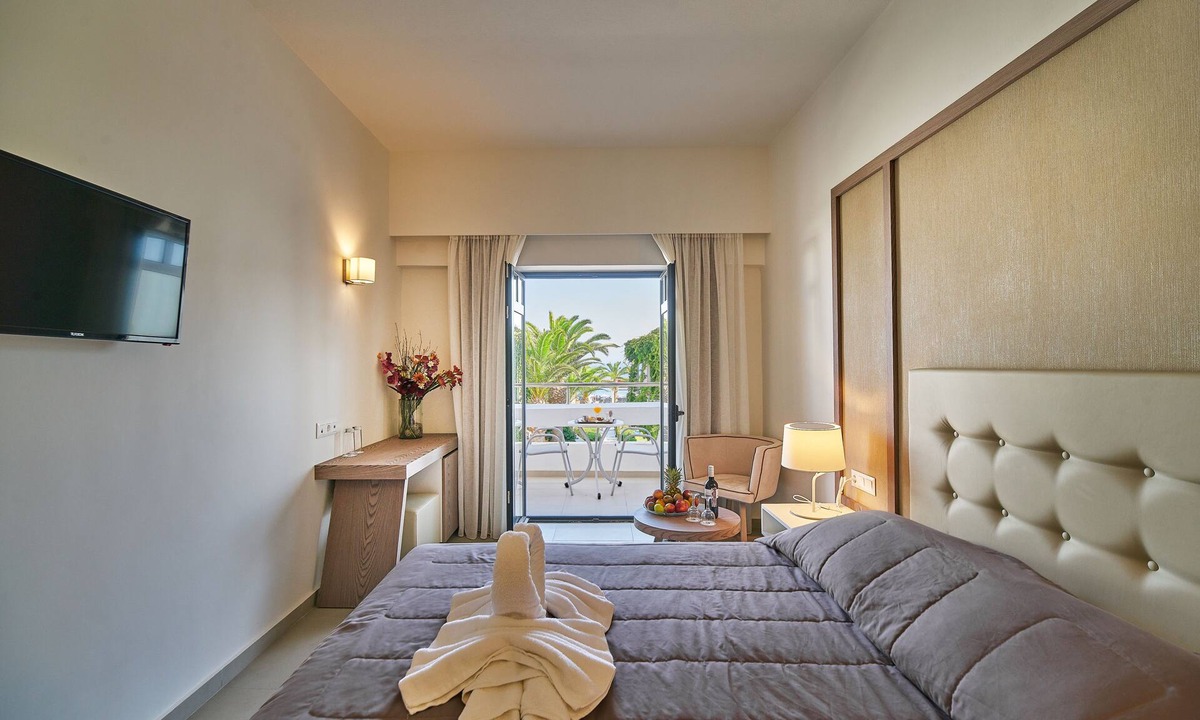 Adelianos Kampos Hotel | Eva Bay Hotel On The Beach Adults Only