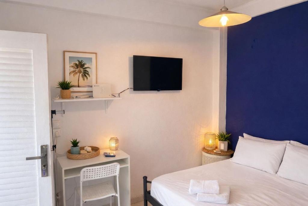 Exarhia Apartment | Exarcheia Rooftop