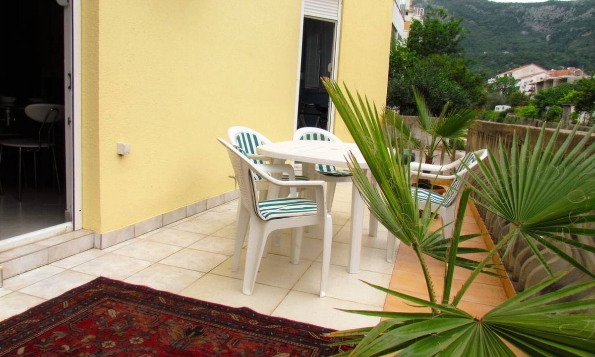 Maini Apartment | für 4 Personen ca. 50 m² in Budva, Adriaküste Montenegro (Küste um Budva) by Interhome