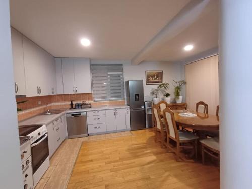 Burtaisi Apartment | Family apartment-DiLorena