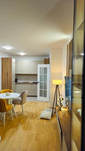 Zeljeznica Apartment | Family & friends apartments Bar