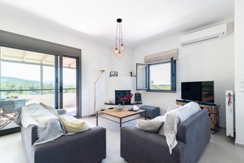 Zakharo Apartment | Family house close to Ancient Olympia