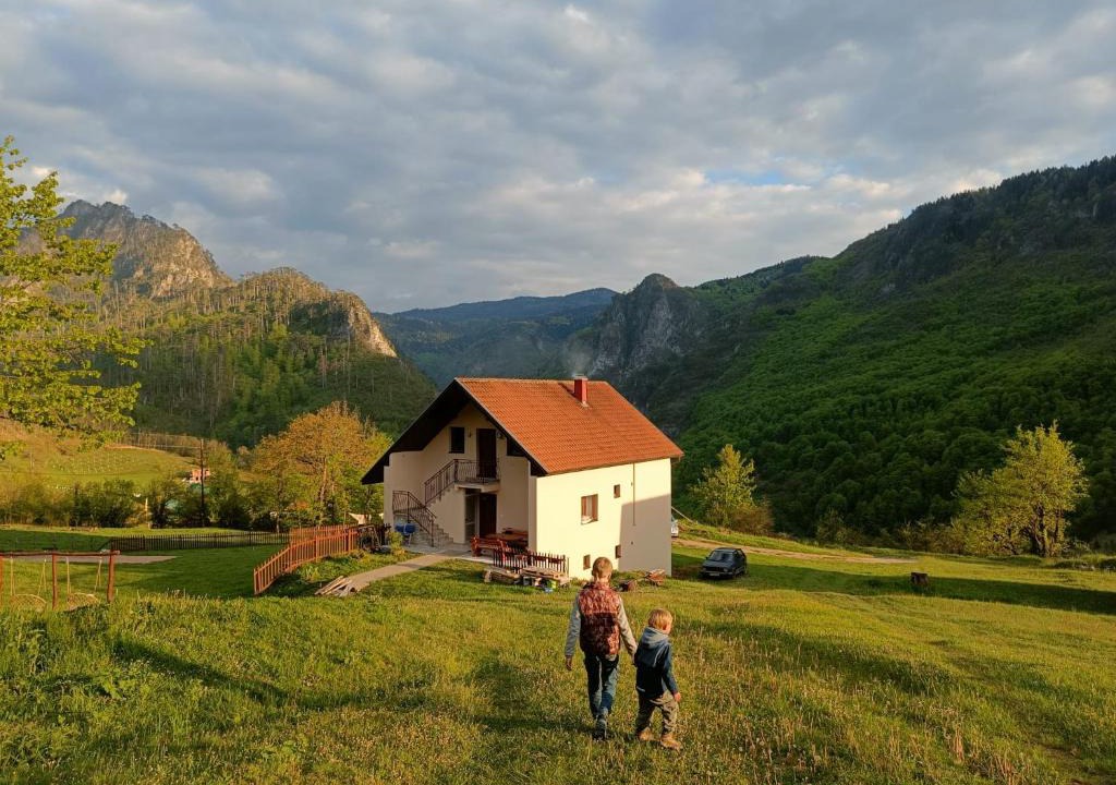 Montenegro House | Family owned self sufficient ECO farm TARA