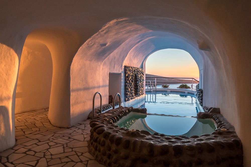 Oia Hotel | Fanari Villas Santorini