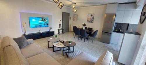 Alexandroupoli Apartment | Faros & Beach View