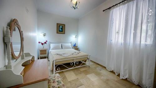 Agios Gordios House | Feakia apartment 2