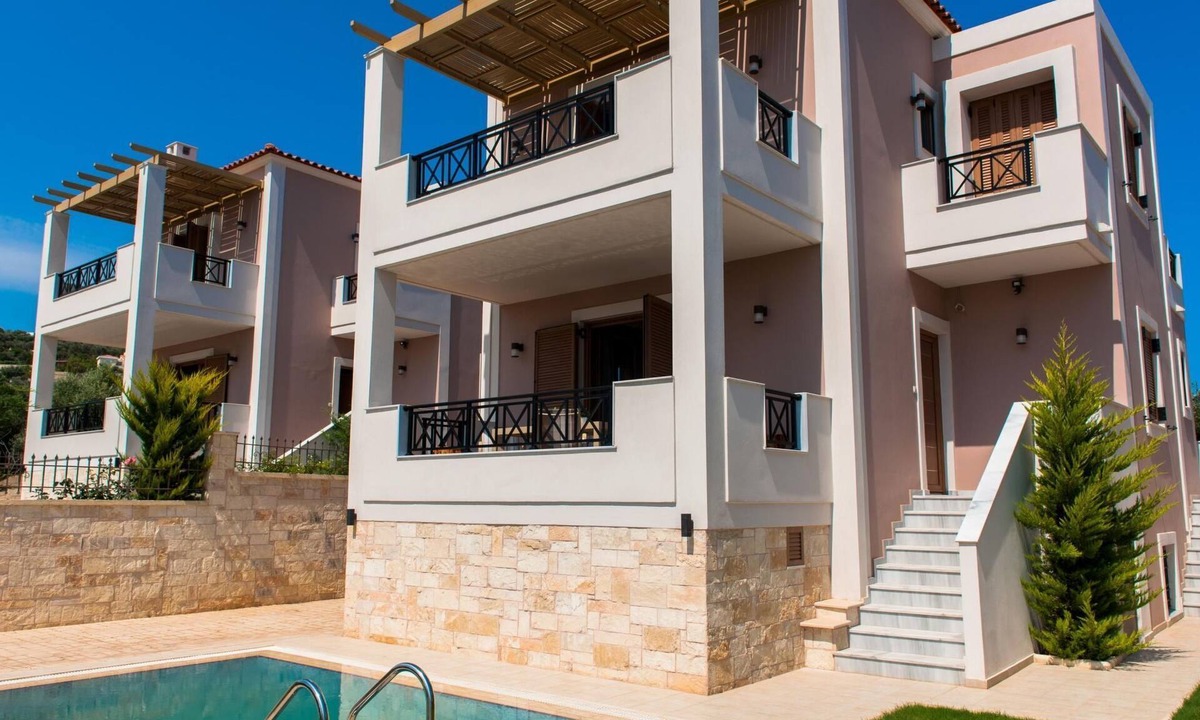 Adele House | Ferienvilla Natur mit Pool und Terrasse by Interhome