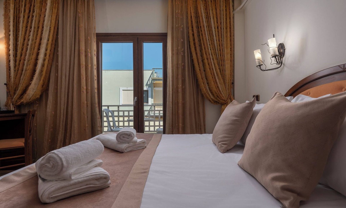 Nea Moudania Hotel | Filippos Hotel
