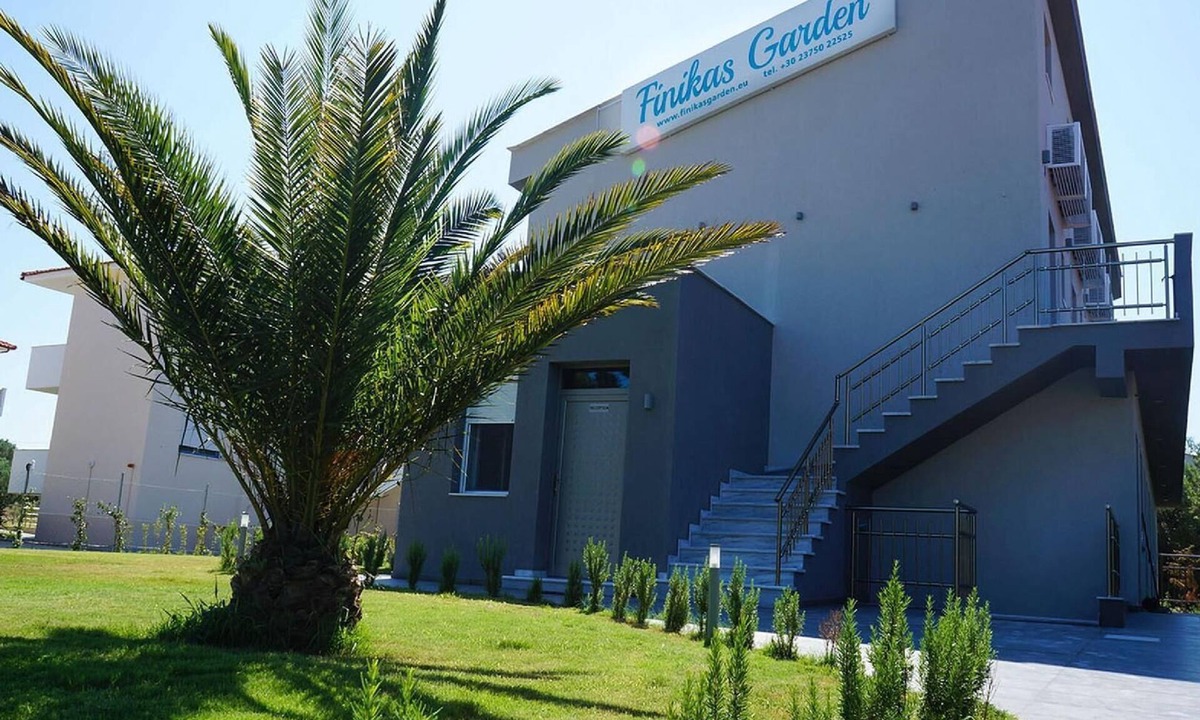 Nikita Apartment | Finikas Garden Loft