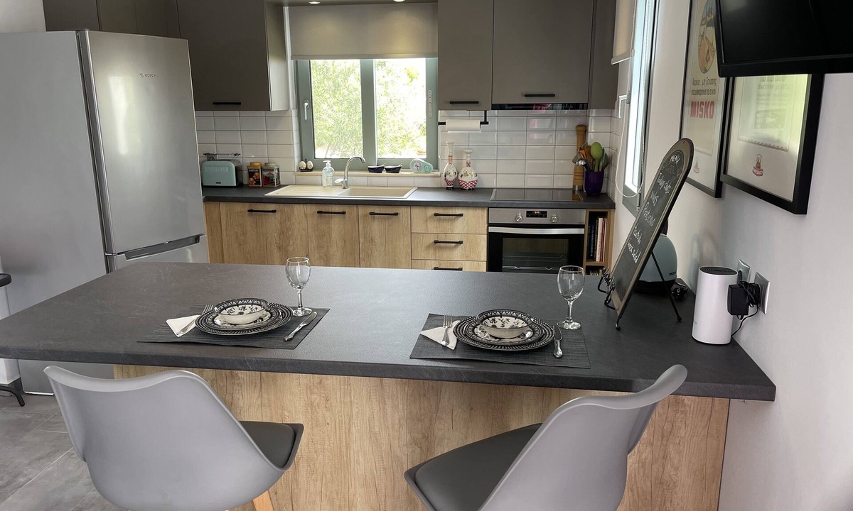 Kaligata House | Flat - Sleeps 2 - Parking - Patio