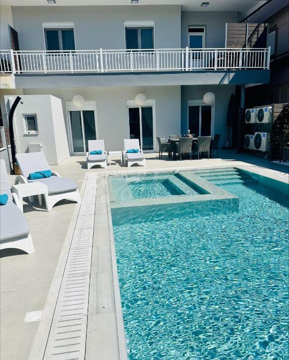 Petaloudes House | Flev's Luxury House with pool
