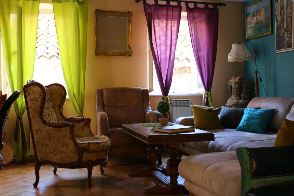 Old Town Hostel | FREEDOM HOSTEL 2