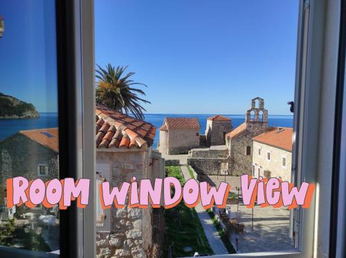 Old Town Hostel | FREEDOM HOSTEL
