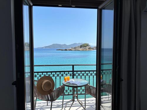 Kokkari Apartment | Galaris' Luxury Room