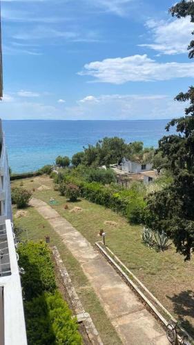 Gerakini Apartment | Galini 2 Beachfront Apartment