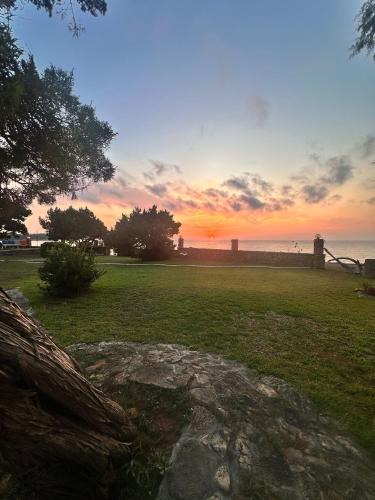 Pyrgos Apartment | Genari Beach Apartments Sea and Garden view apartment