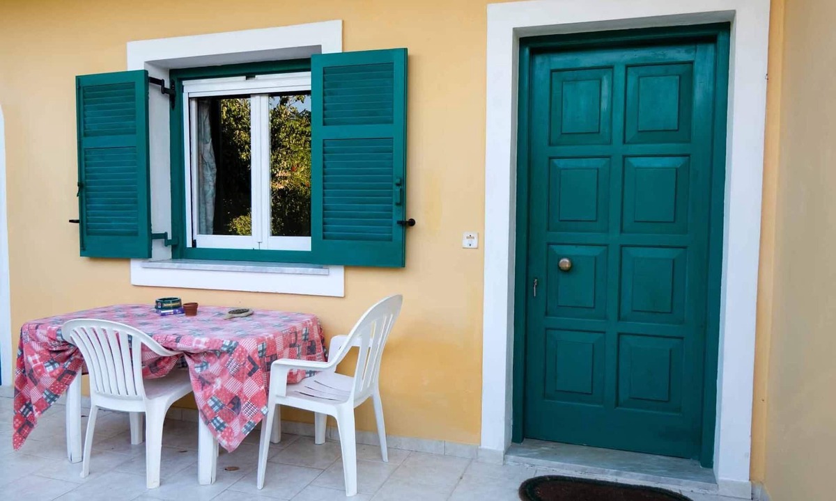 Agios Georgios Pagon Apartment | Giannis Apartment 3 Agios Georgios Pagoi Corfu