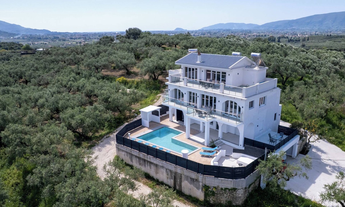 Tsilivi Apartment | Gigi Star Luxury ApartVilla with Pool, Sea View