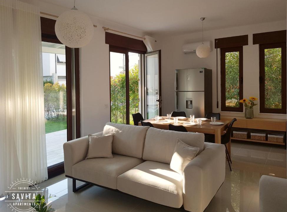 Ishem Villa | Gjiri i Lalzit - Vila Savita - Perla Resort