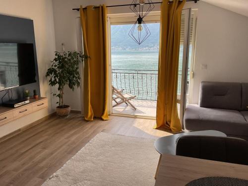 Drazin Vrt House | Glosy