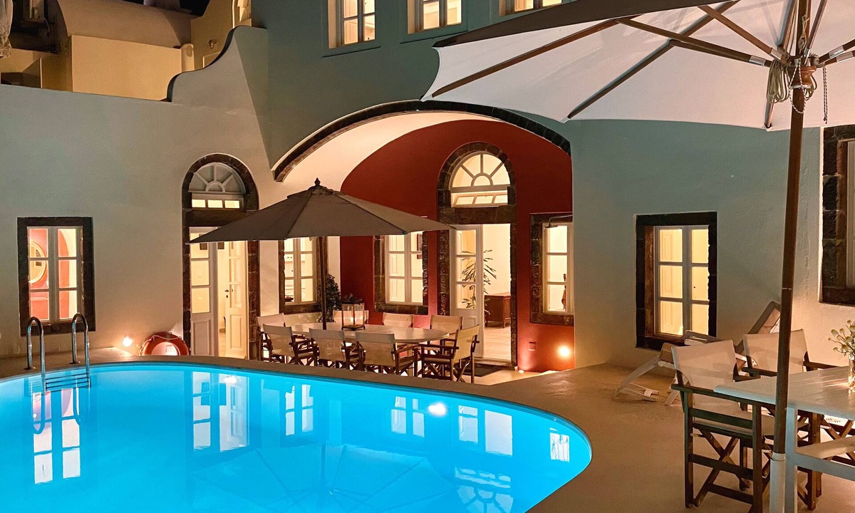 Oia Villa | Grand Canava - 1868 Winery Canava - Caldera View, Private Pool, Free Breakfast.