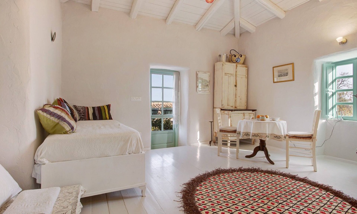 Elation House | Greek Stone House 'Sira Stonehouse 3' with Sea View, Wi-Fi and Air Conditioning