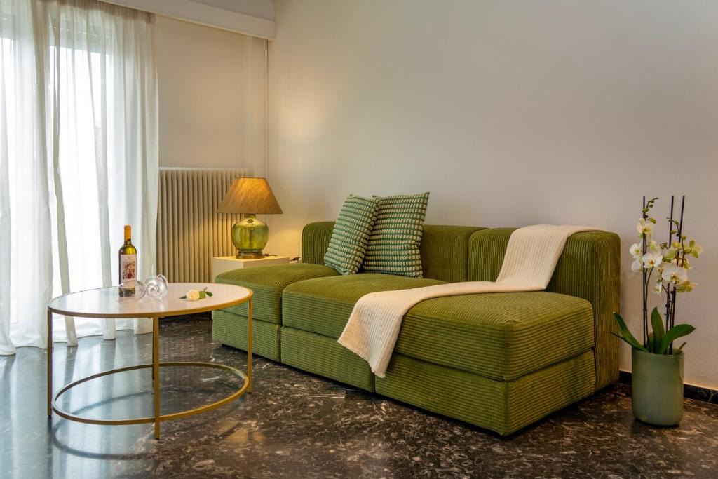 Ilisia Apartment | Green Oasis in the center of Athens