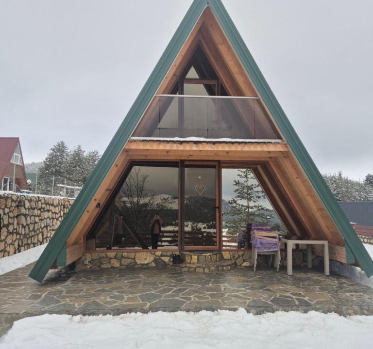 Zabljak House | Greenland