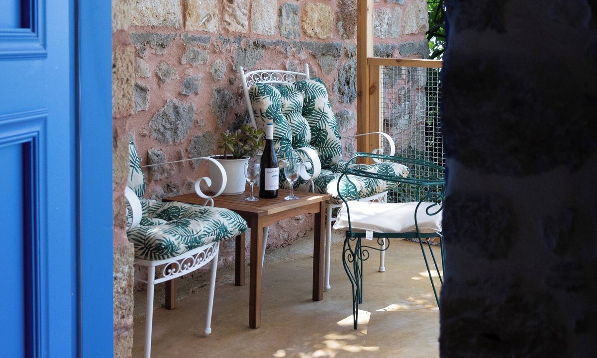 Diasella House | Ground floor seaside retreat Apartment in Almyros, Kalamata