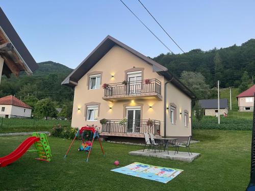 Kolasin Apartment | Guest house Paradise Kolašin