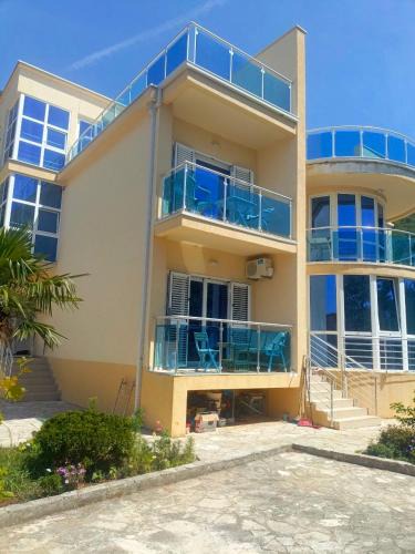 Petrovac House | Guest House Sunny Villa