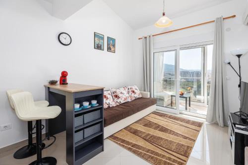 Zeljeznica Apartment | Happy Holiday