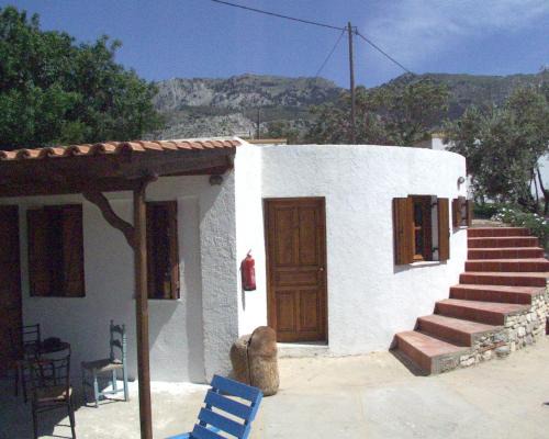 Amaniou House | Haus in Privatgrundstück bei Amaniou
