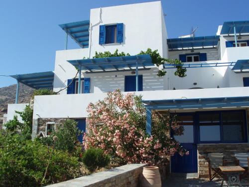 Magganari Apartment | Helena's Apartments