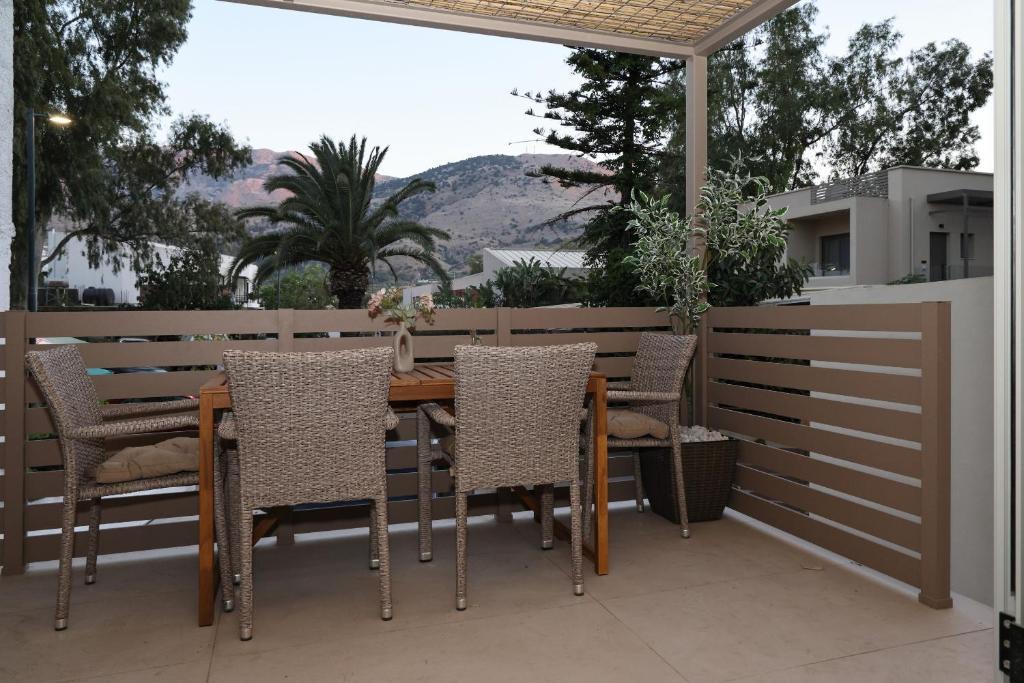 Georgioupolis Apartment | HESTIA frontyard Georgioupolis