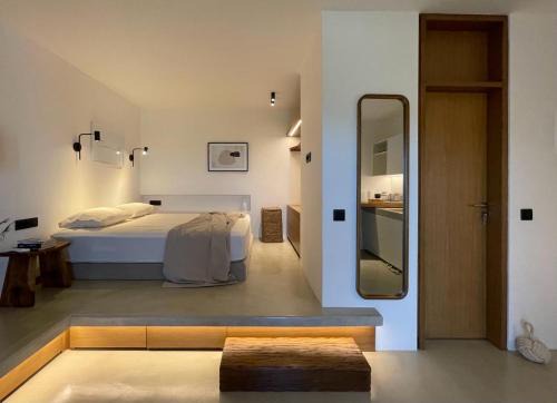 Megas Gialos Apartment | Hideaway Syros