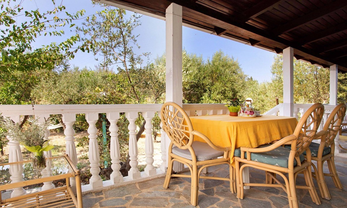 Vasilikos Apartment | Holiday Apartment "Areti Orfeas Apartment 3" near Beach with Balcony & Wi-Fi