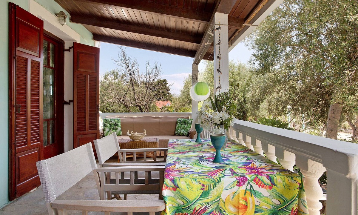 Vasilikos Apartment | Holiday Apartment "Areti Orfeas Apartment 3" near Beach with Balcony & Wi-Fi