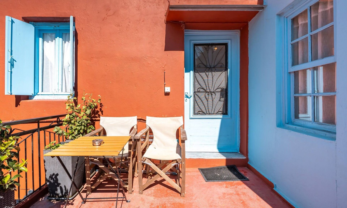 Rhodes Old Town House | Holiday Home 'Katia's Home First Floor' with Shared Garden, Wi-Fi and Air Conditioning